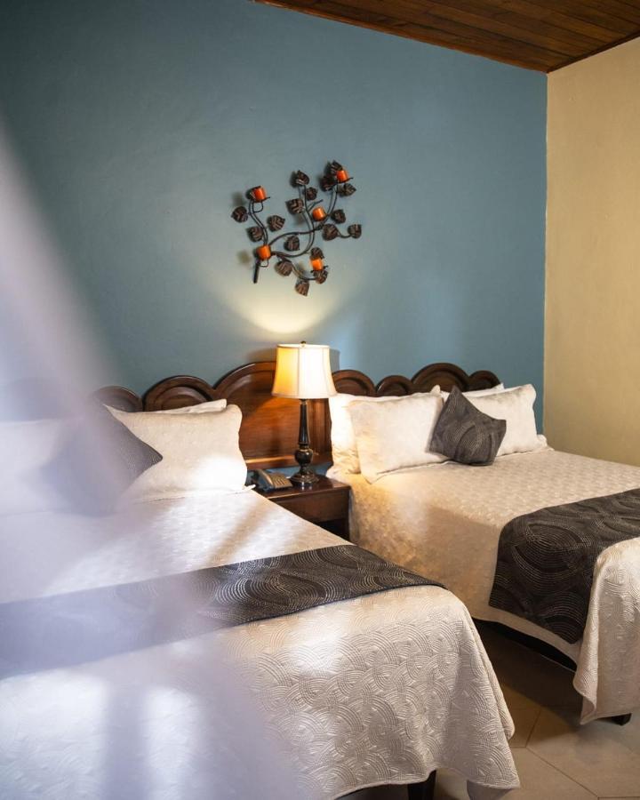 Hotel Plaza Copán エクステリア 写真